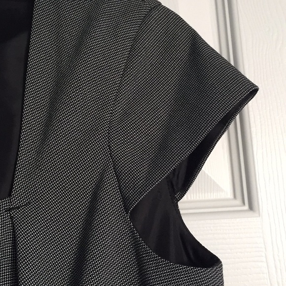 NWOT Button Down Calvin Klein Dress - Picture 3 of 8